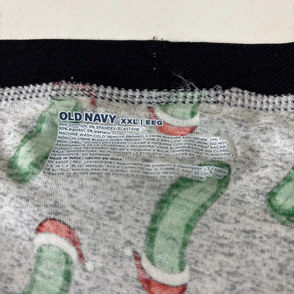 Old Navy Mens XXL Boxer-Briefs Underwear Funny Santa Pickles